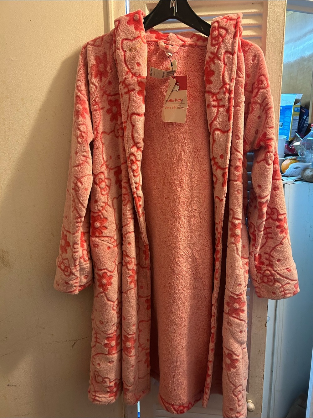 NWT Vera Bradley Hello Kitty Hooded Fleece Robe Pink Limited Edition S-M SOLDOUT